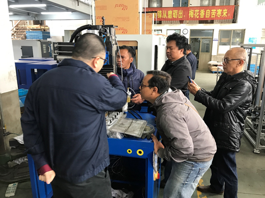 實(shí)驗(yàn)室機(jī)床